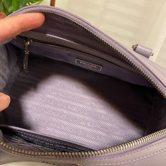Authentic Prada saffiano top handle bag in lilac - Picture 6 of 16